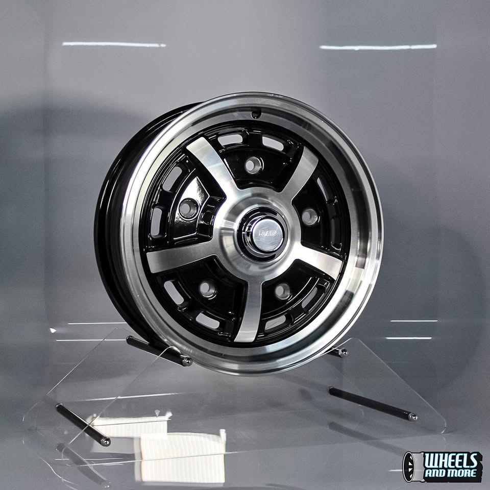 17 Inch Sprintstar Empi Design Rim Set (VW Beetle Fitment)