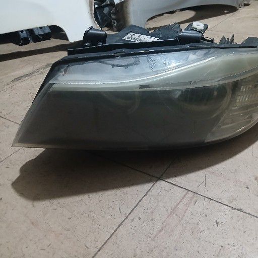 bmw e90 headlight - Private Seller