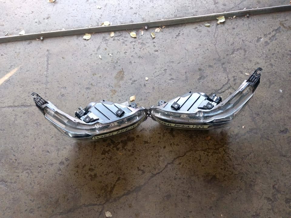 Honda amaze led headlight left and right - Private Seller