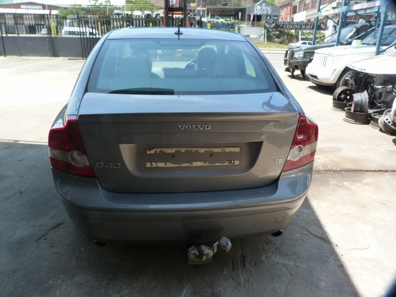 Volvo S40 T5 Manual - 2004 STRIPPING FOR SPARES - Private Seller