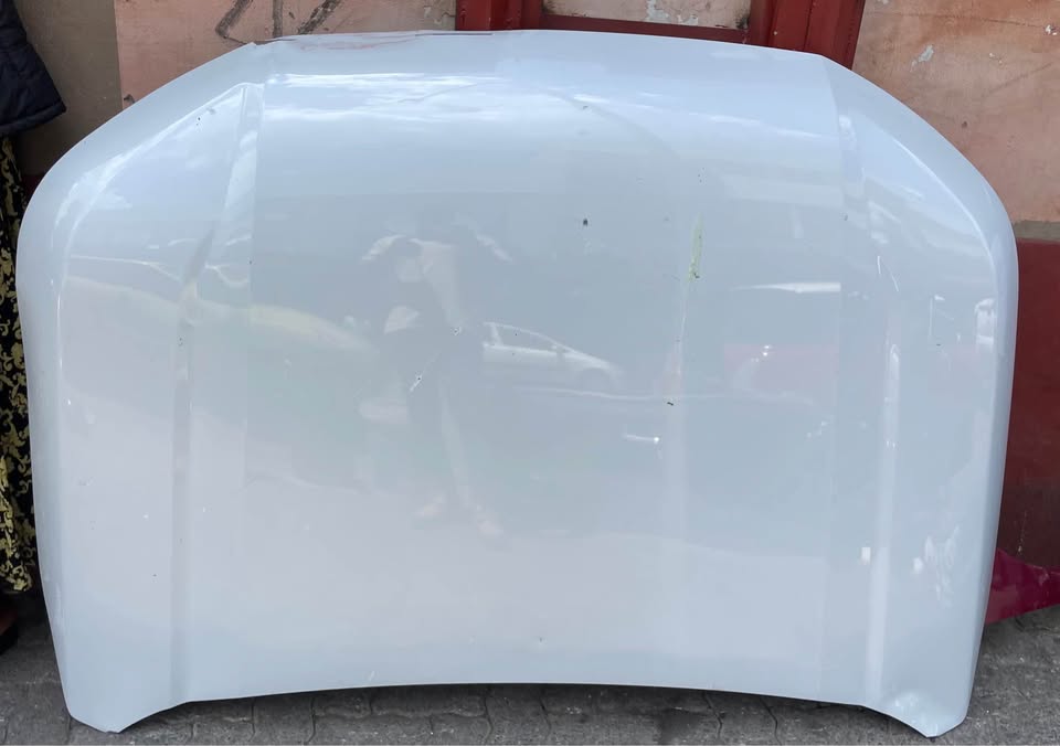 Mitsubishi L200 Bonnet 2024/25 - Private Seller Mitsubishi L200 Bonnet 2024/25 - Private Seller