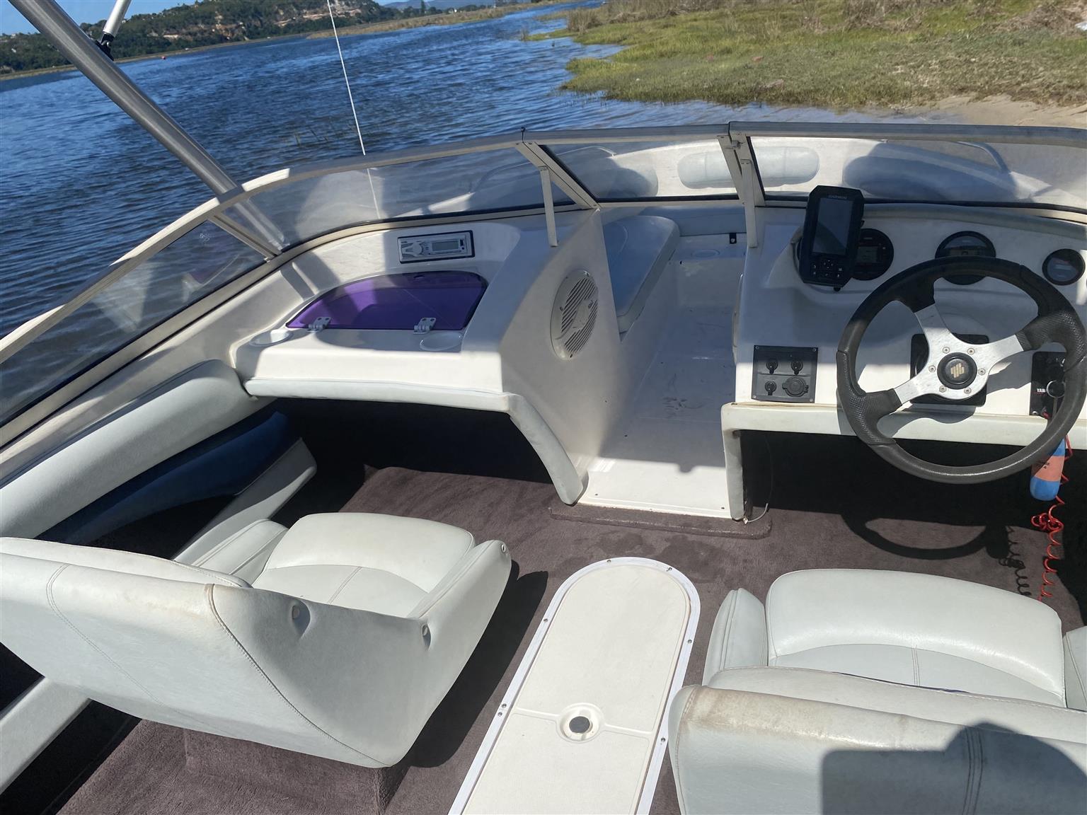 Panache 1850 SL – 8-Seater Bowrider with Yamaha VMAX 200HP