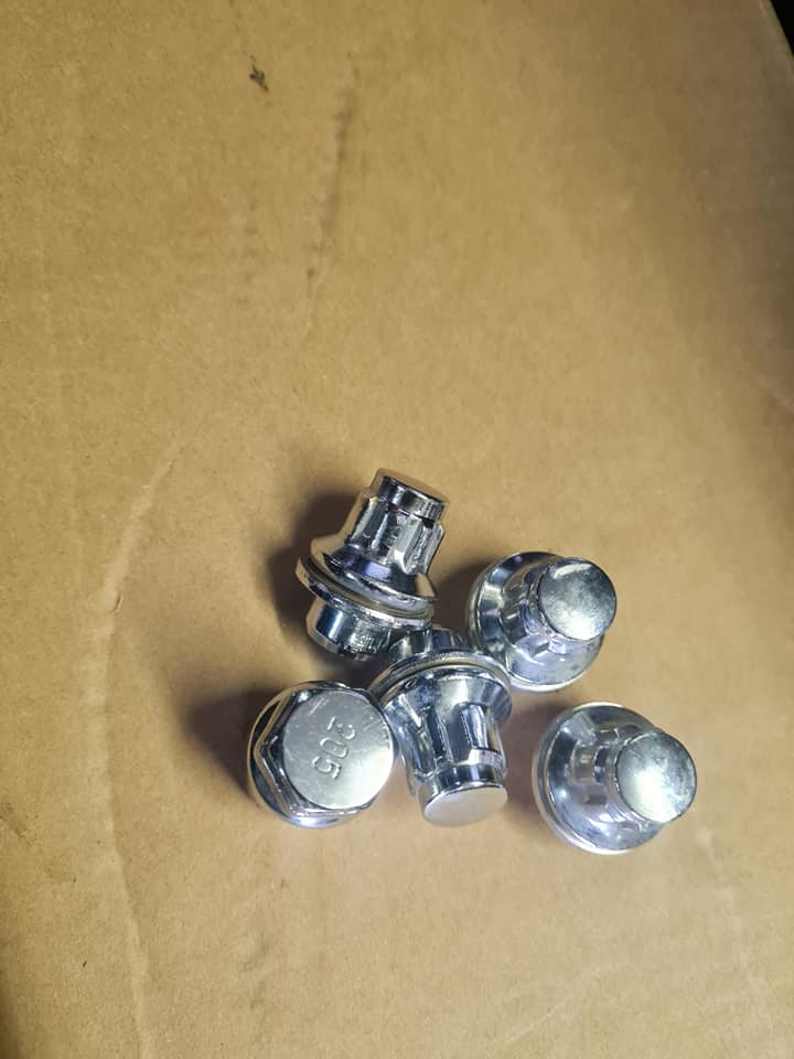 Toyota Hilux Gd6 original Lock nuts
