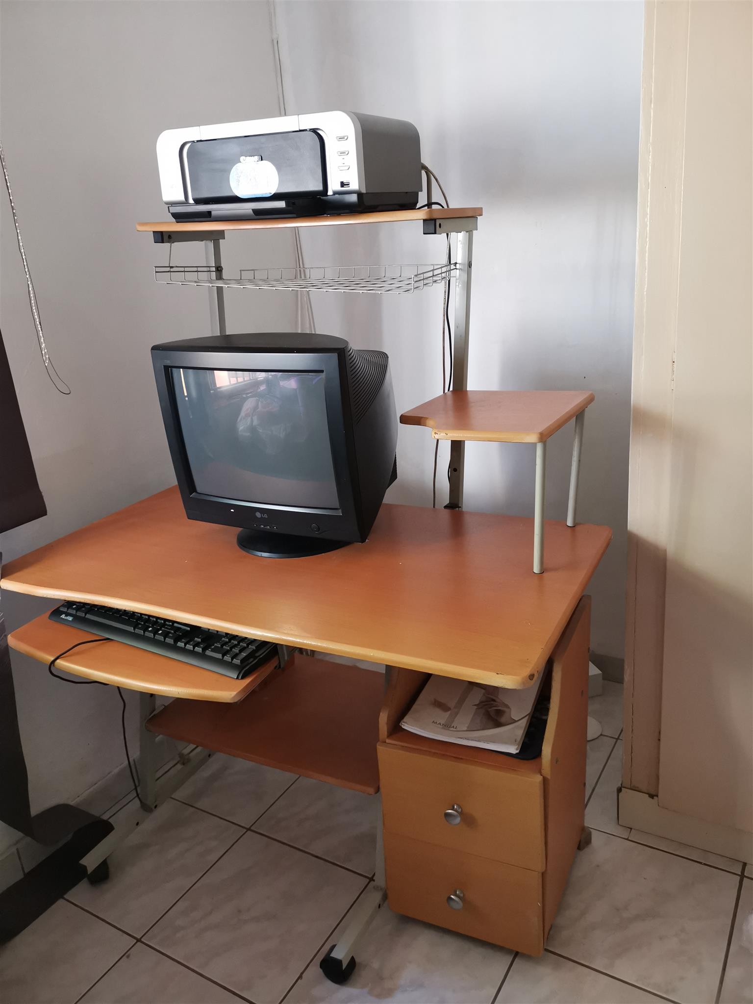 Lg Computer Stand Leather Arm Chair Canon Printer