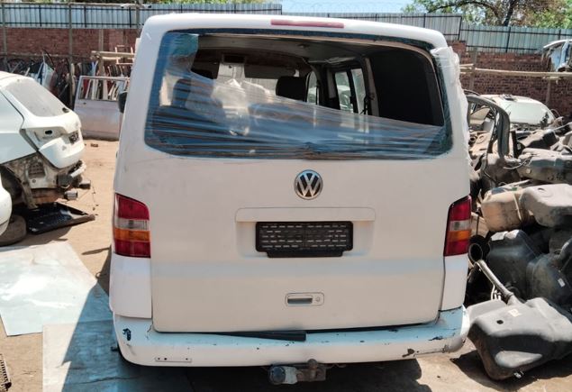 VW TRANSPORTER T5 TAILGATE FOR SALE - Private Seller VW TRANSPORTER T5 TAILGATE FOR SALE - Private Seller