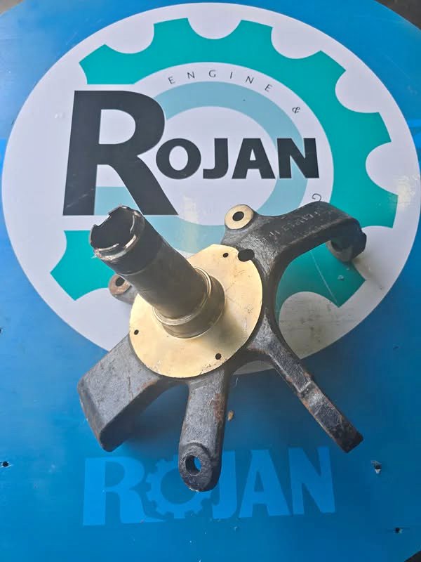 MAHINDRA SCORPIO STEERING KNUCKLE RH - Private Seller