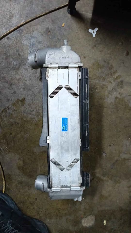 KIA SPORTAGE CONDENSOR - Private Seller
