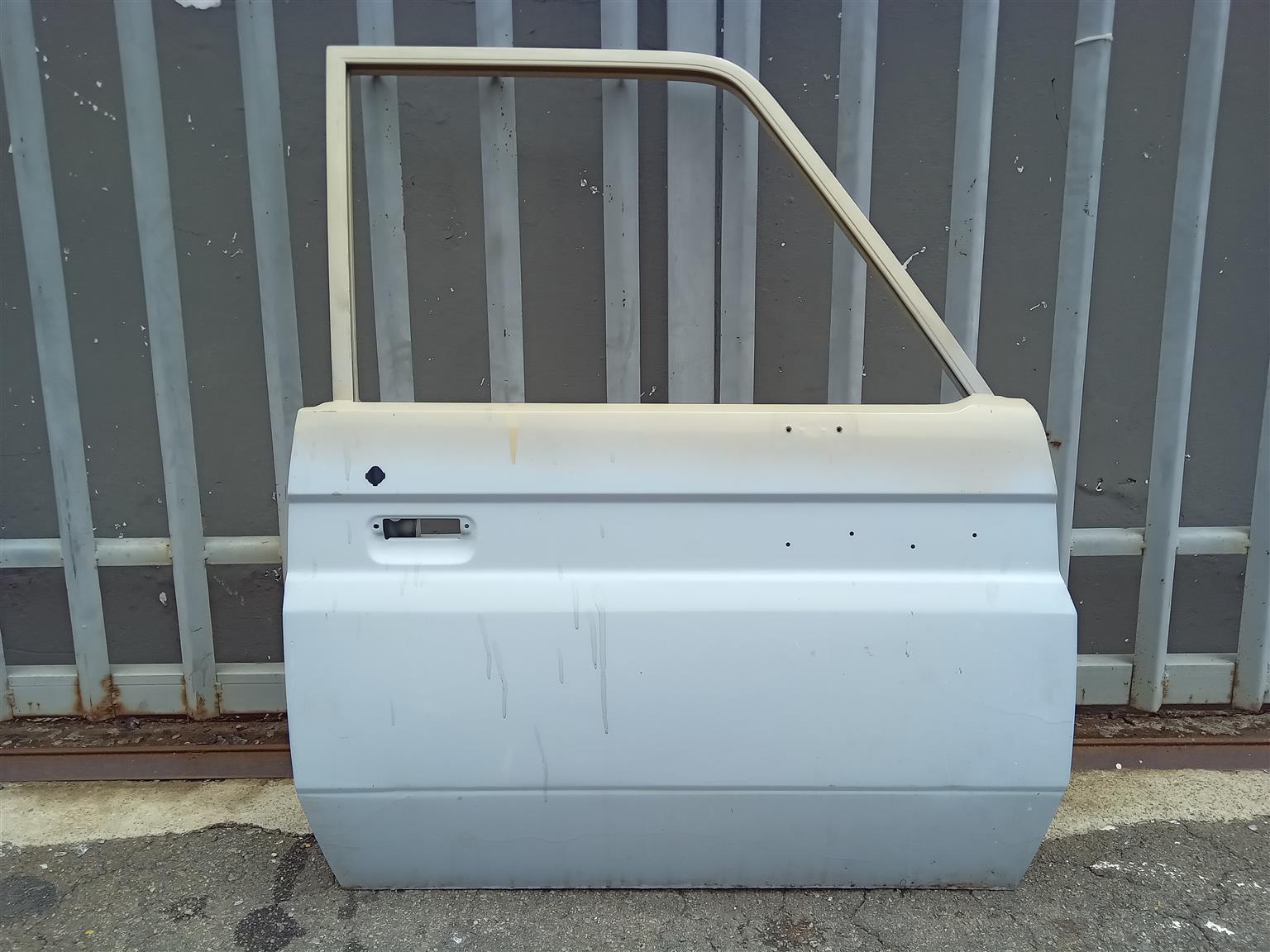 Toyota Land Cruiser Front Door - Private Seller Toyota Land Cruiser Front Door - Private Seller