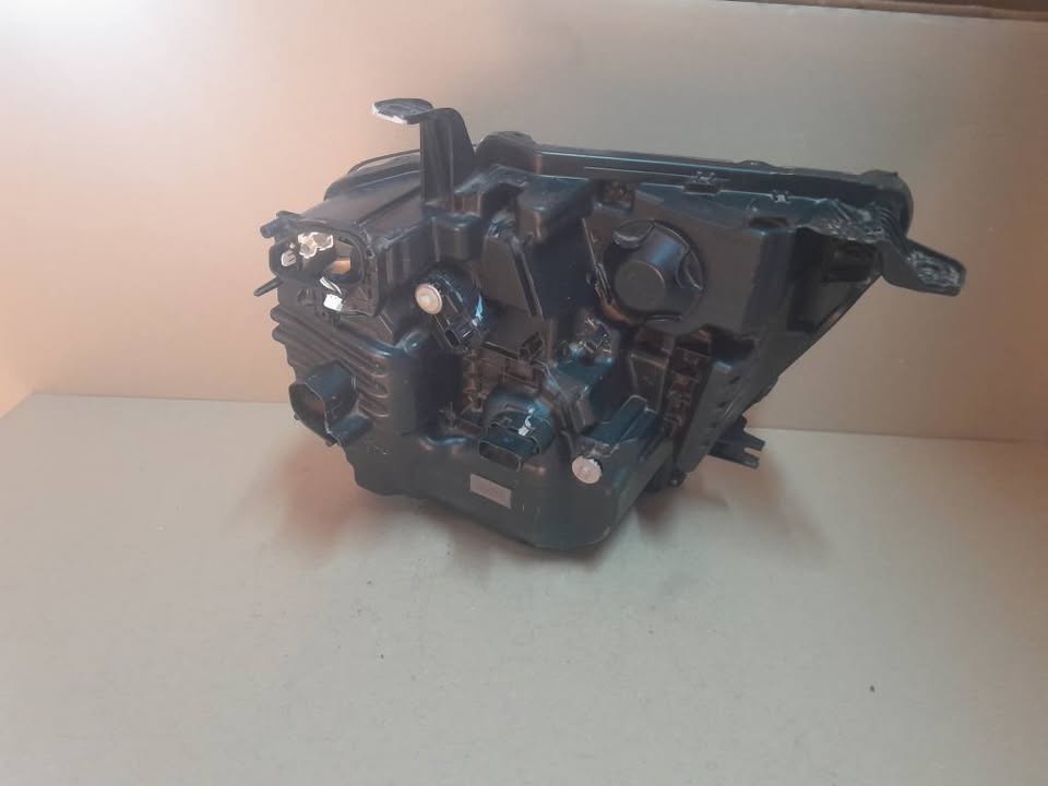 2022-2024 FORD RANGER T9 LEFT SIDE HEADLIGHT FOR SALE