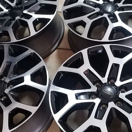 Ford Ranger, wildtrack,everest/Amarok - Private Seller