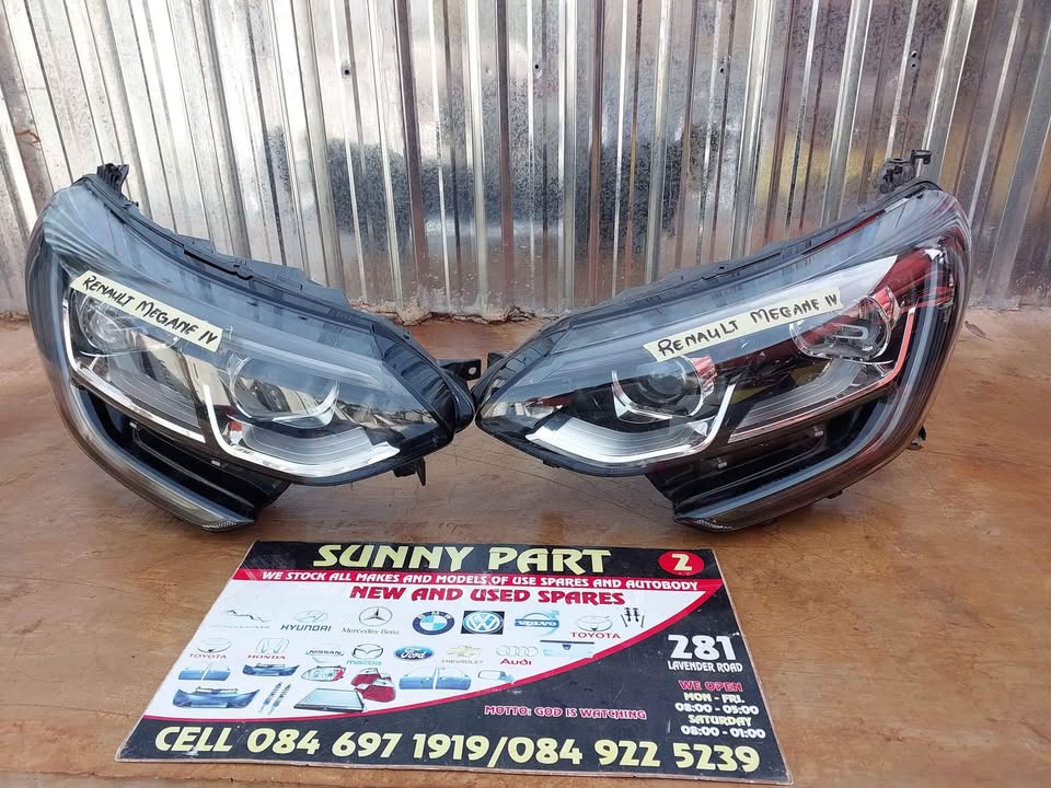 Renault Megane IV Headlights - Private Seller Renault Megane IV Headlights - Private Seller