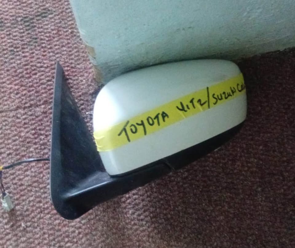 Toyota Vitz/ Suzuki Celerio Side mirror Leftside Call or dm - Private Seller Toyota Vitz/ Suzuki Celerio Side mirror Leftside Call or dm - Private Seller