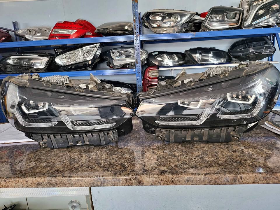 Bmw G01 left and right headlight for sale - Private Seller Bmw G01 left and right headlight for sale - Private Seller