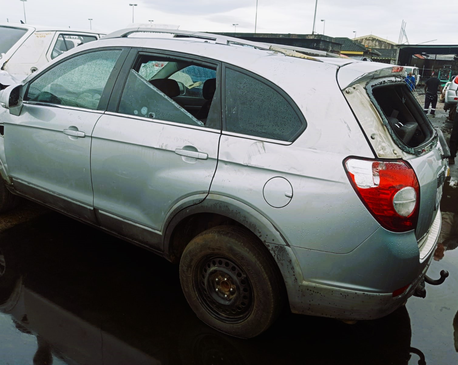2007 Chev Captiva 2.4 - Stripping for Spares