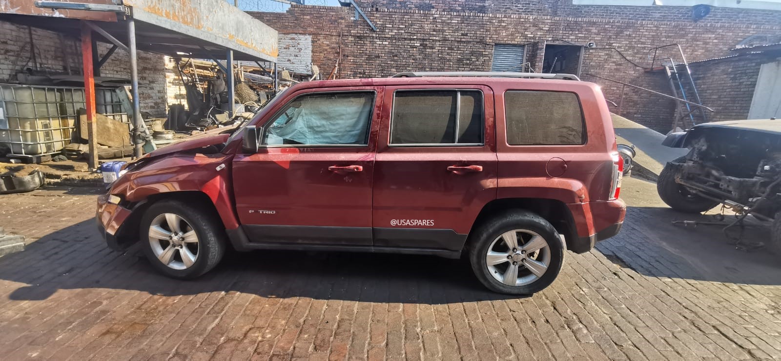 Jeep Patriot 2.4 Manual Petrol Stripping for Spares - Private Seller