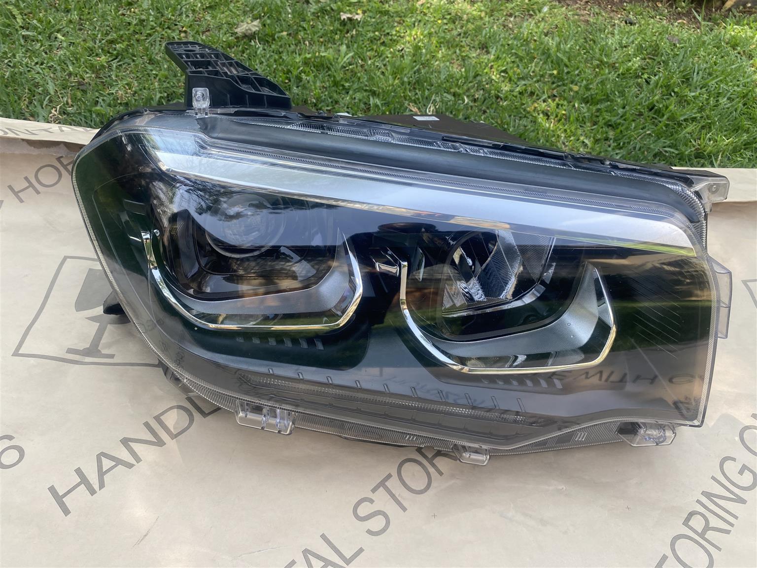 2024 MAHINDRA SCORPIO FULL LED HEADLIGHT RIGHT SIDE FOR SALE - Private Seller 2024 MAHINDRA SCORPIO FULL LED HEADLIGHT RIGHT SIDE FOR SALE - Private Seller