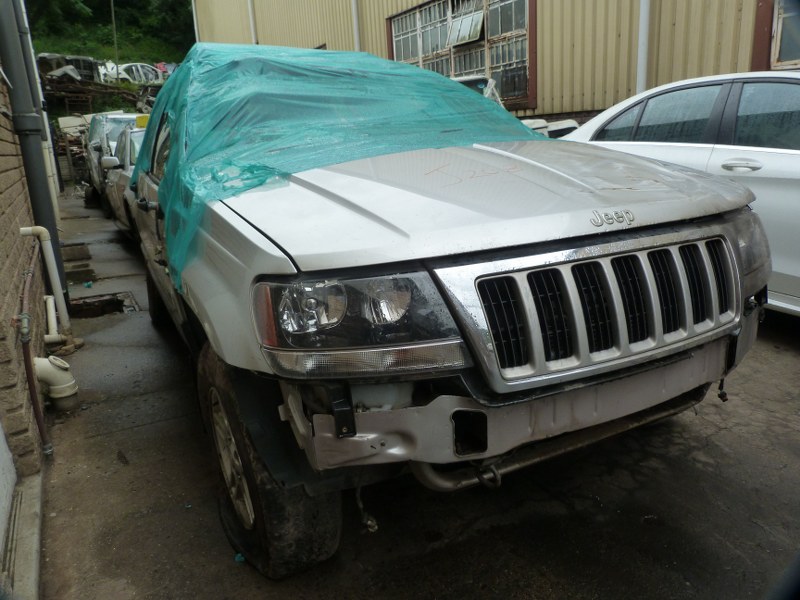 Jeep Grand Cherokee 2.7 CRD AT Silver - 2004 STRIPPING FOR SPARES - Private Seller Jeep Grand Cherokee 2.7 CRD AT Silver - 2004 STRIPPING FOR SPARES - Private Seller