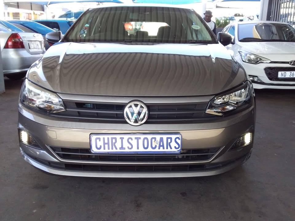 2018 model VW polo 8 comfort line manual petrol