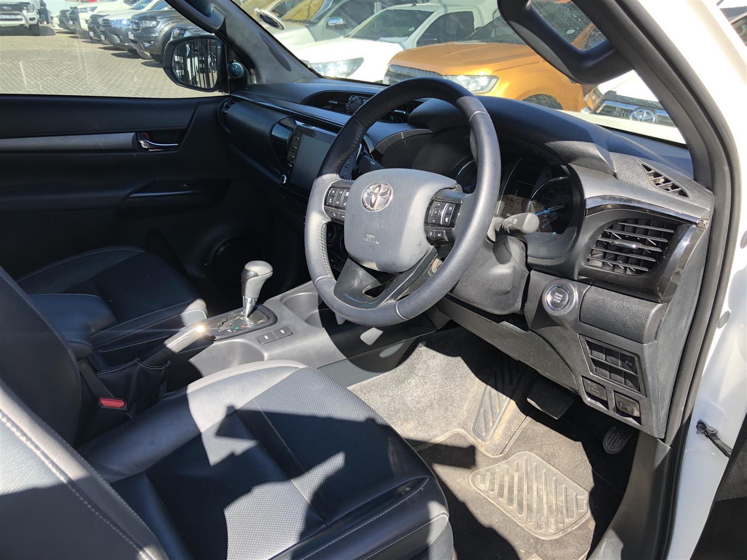 2024 Toyota Hilux 2.8GD-6 Extra Cab (4x4) Legend Auto For Sale
