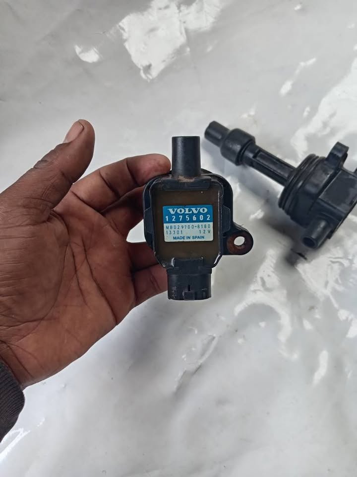 Volvo S40 2.0 T4 (VS) B4204T3 Ignition Coil 98-04 Call or WhatsApp - Private Seller Volvo S40 2.0 T4 (VS) B4204T3 Ignition Coil 98-04 Call or WhatsApp - Private Seller