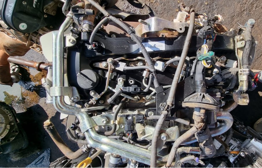 Toyota Hilux 2.4 2GD Engine for Sale