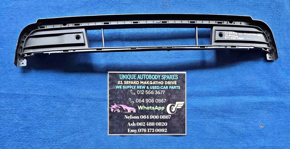 Ford Everest Platinum Front Bumper Grill
