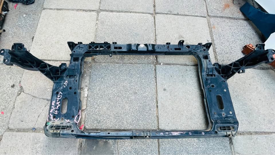KIA SPORTAGE CRADLE 2010/15 - Private Seller KIA SPORTAGE CRADLE 2010/15 - Private Seller