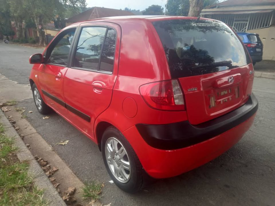 2008 Hyndai Getz 1.6 Petrol, Automatic, RED,