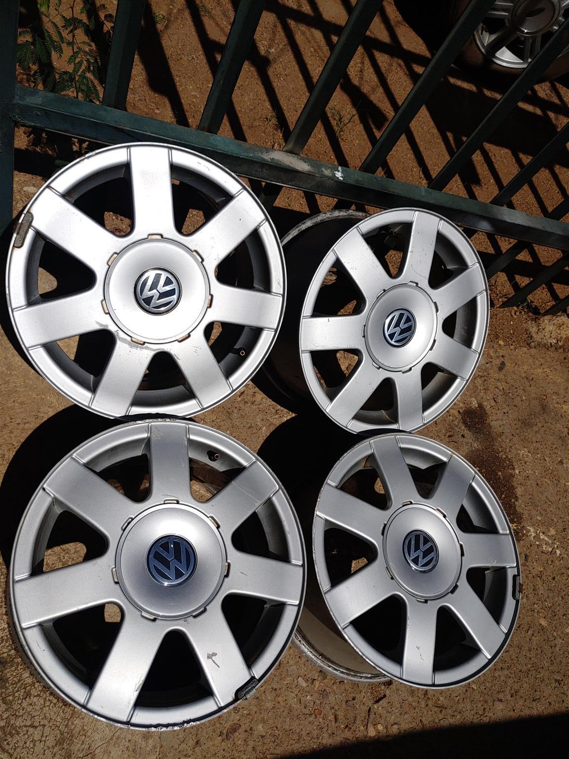 VW GOLF 5  KOMBI CADDY MAGS SET 5 HOLE 16" 112 PCD FOR SALE - Private Seller