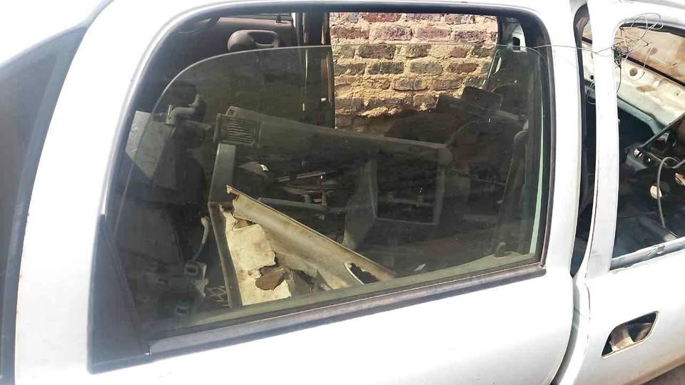 Opel Corsa Classic Sedan RR door glass - Private Seller Opel Corsa Classic Sedan RR door glass - Private Seller