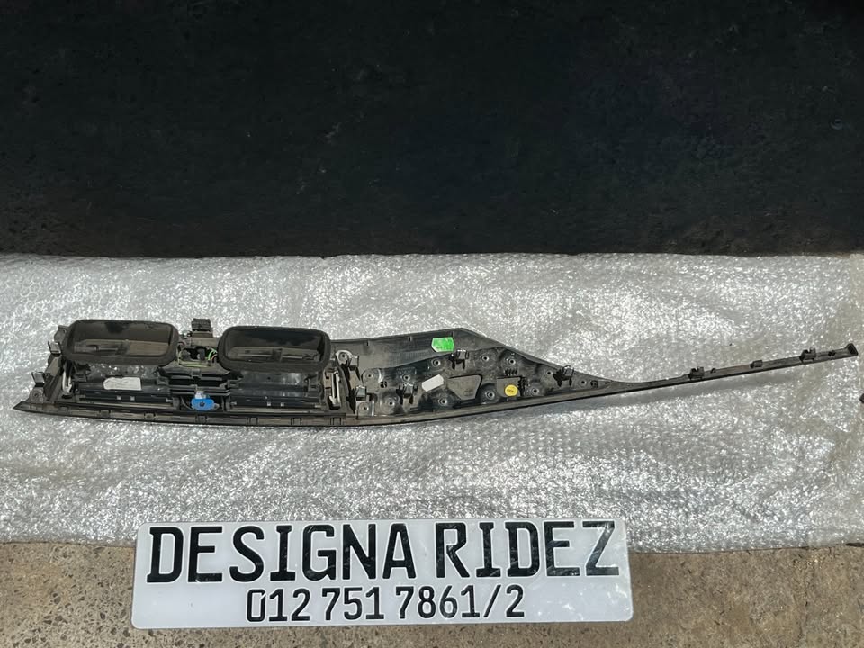 BMW F82 M4 DASHBOARD TRIM PANEL AVAILABLE. - Private Seller