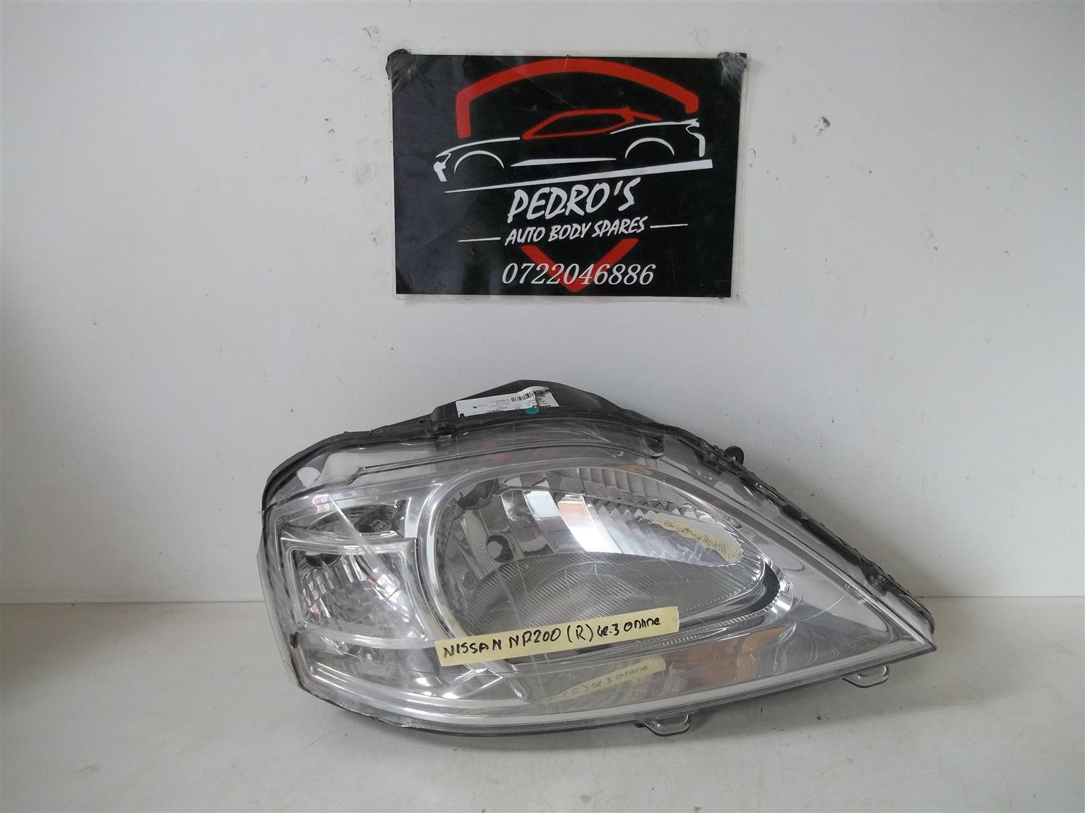 Nissan NP200 '08+ right headlight - Private Seller Nissan NP200 '08+ right headlight - Private Seller