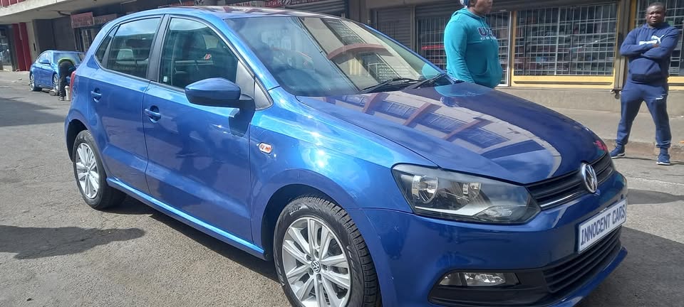 USED 2019 VW POLO VIVO 1.4 MANUAL TRANSMISSION.. BLUE COLOUR.. 53000KMS.. CLOTHE SEATS