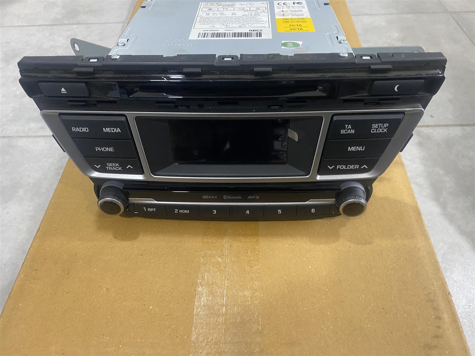 2017 HYUNDAI I20 RADIO FOR SALE. BRAND NEW - Private Seller