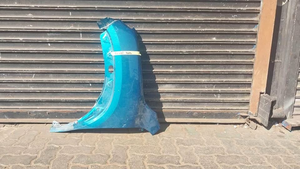 Renault Kwid fender - Private Seller Renault Kwid fender - Private Seller