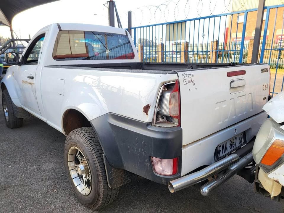 2011 TATA XENON 3.0 DICOR STRIPPING FOR SPARES CALL OR WHATSAPP  or - Private Seller