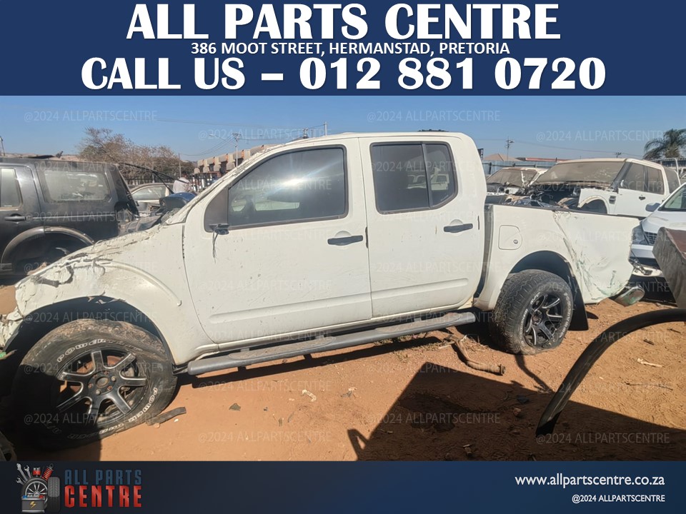 Nissan Navara 2005 stripping for spares