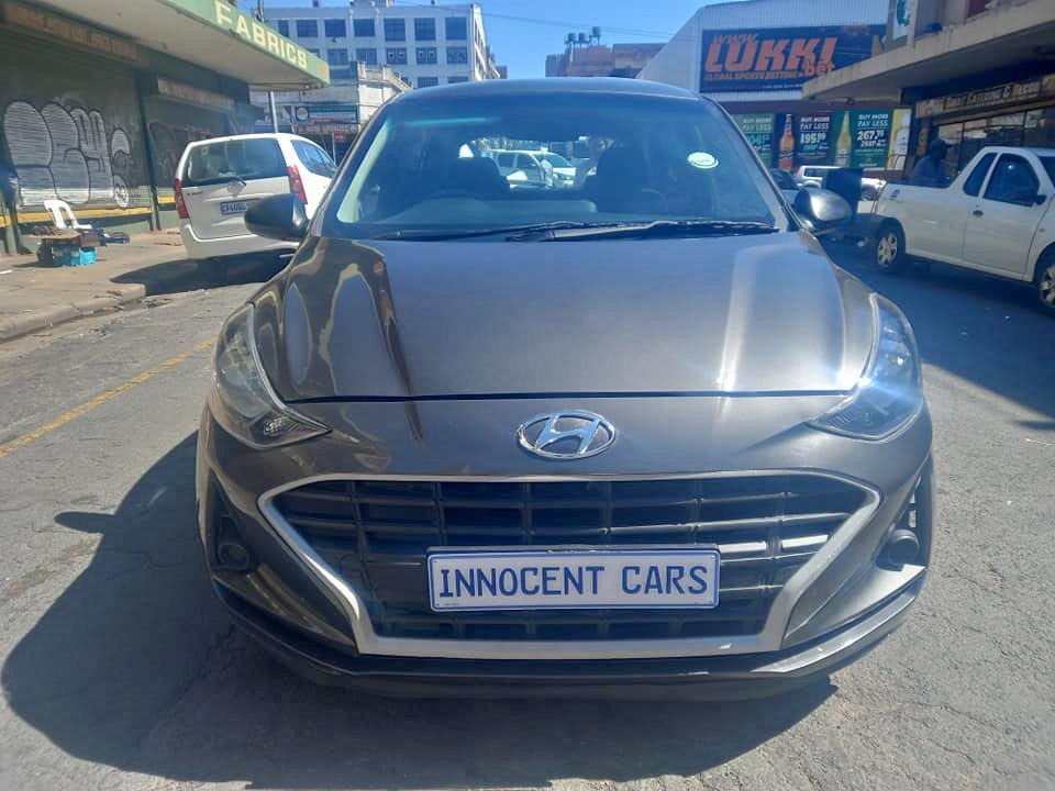 2023 HYUNDAI i10 GRAND 1.0 PETROL, MANUAL TRANSMISSION, GREY COLOUR, MILEAGE 6000KM,