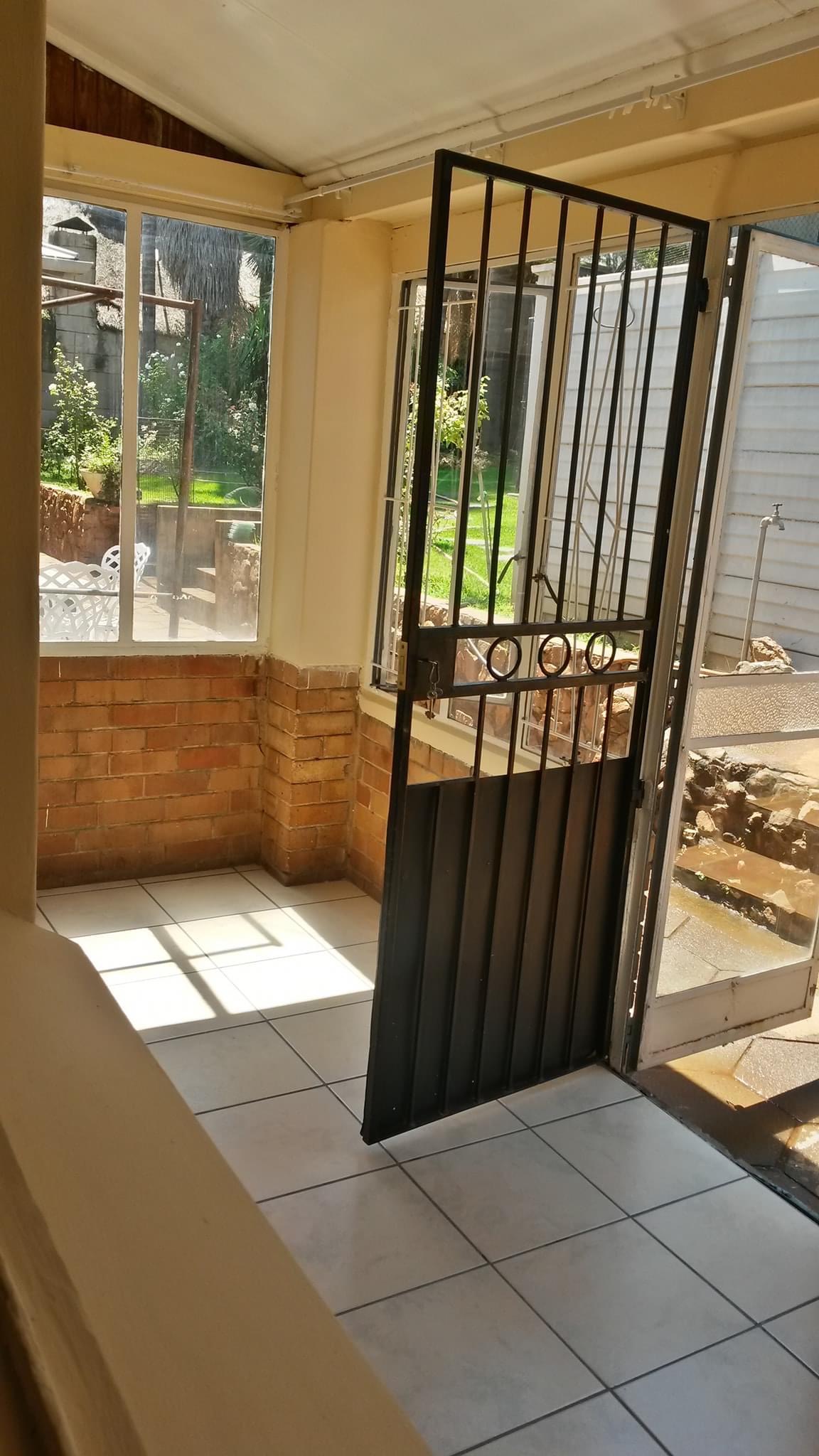 Spacious house in Mountain View, Pretoria for rent Junk Mail
