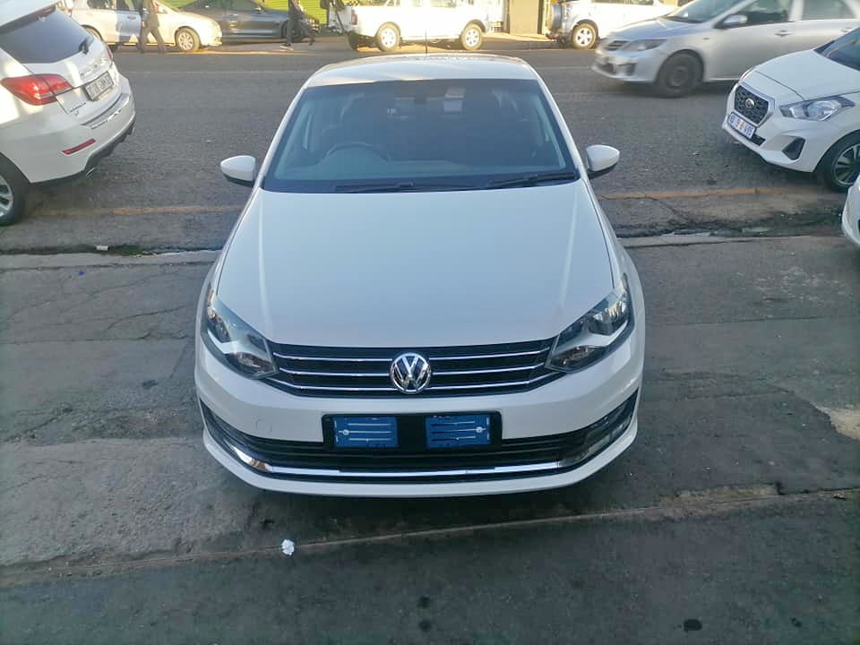 2019 Volkswagen polo 6 1.2 Sedan Comfortline Spare key and service book reserve Camera