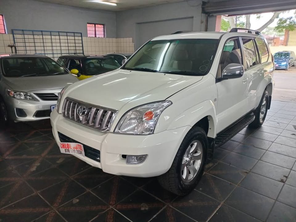 2009 Toyota Prado V6 4x4 7seater Automatic, Petrol Sparekey, service book 191000km
