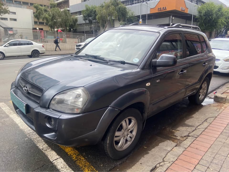 2009 Hyundai Tucson 2,0 V6 Automatic 150000km