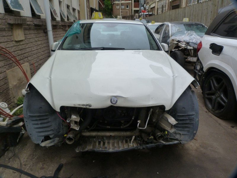 Mercedes C180 CGI W204 AT White - 2011 SPARESBOYZ STRIPPING FOR SPARES - Private Seller Mercedes C180 CGI W204 AT White - 2011 SPARESBOYZ STRIPPING FOR SPARES - Private Seller