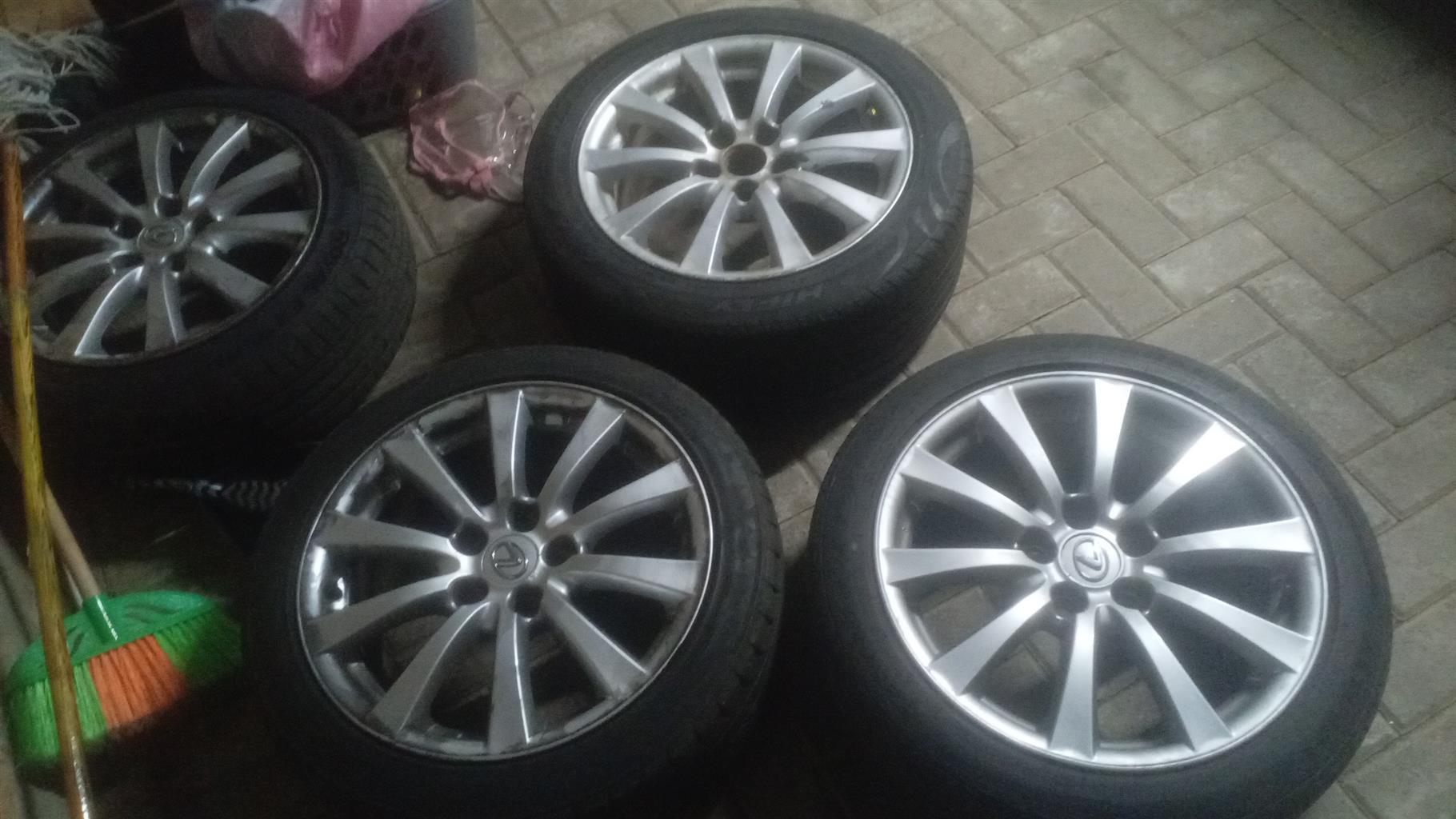 Lexus is250 17 inch rims and tyres - Private Seller