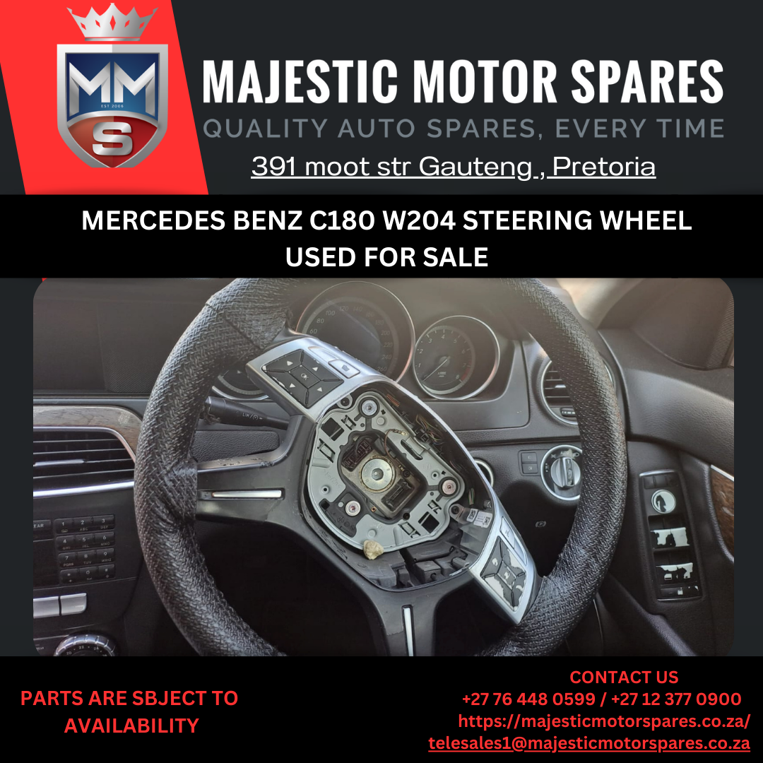 Mercedes benz C180 W204 Steering wheel - Private Seller Mercedes benz C180 W204 Steering wheel - Private Seller
