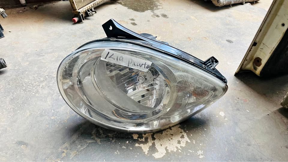 Kia Picanto Headlight 2008/10 - Private Seller Kia Picanto Headlight 2008/10 - Private Seller