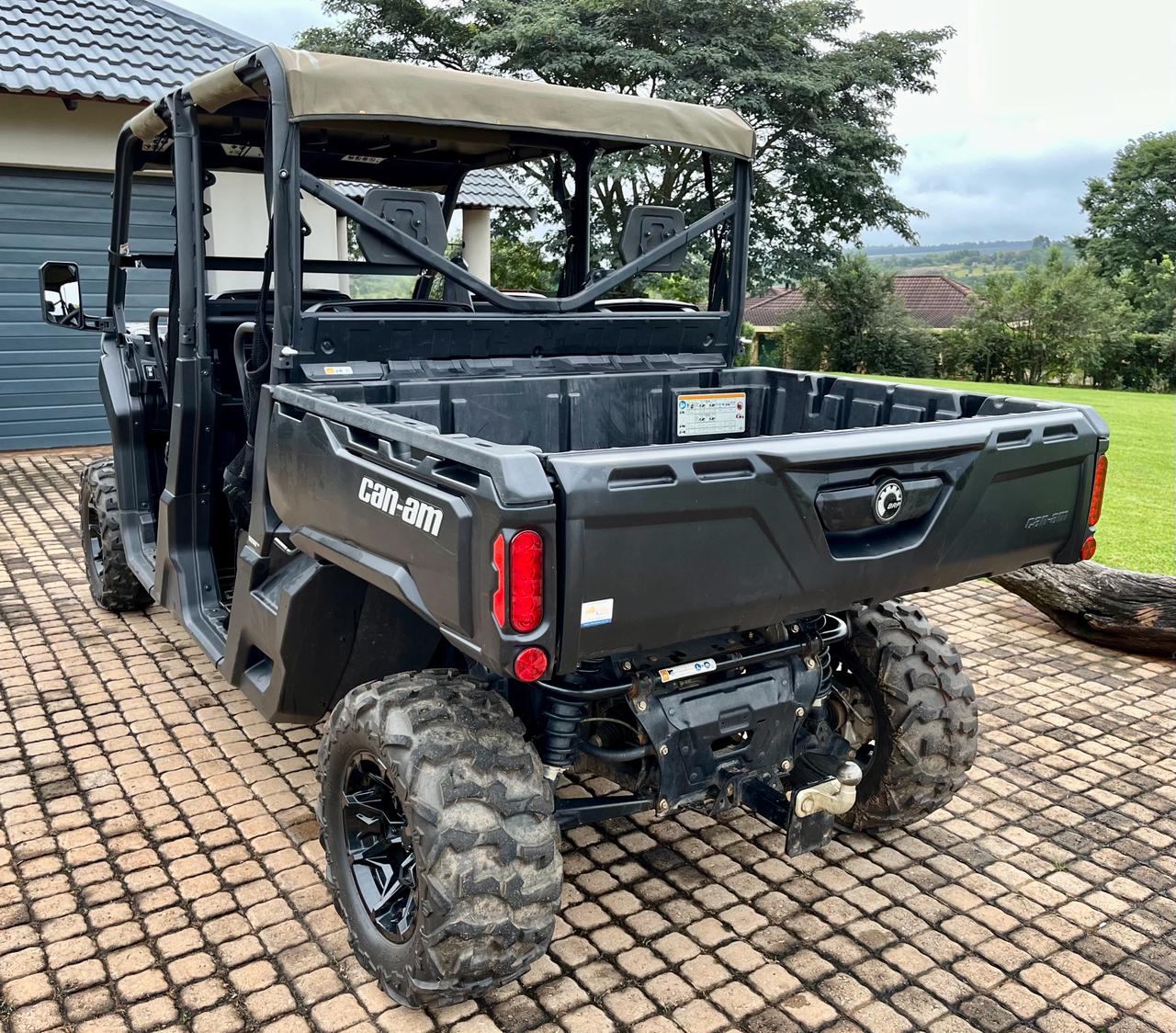 Can Am Traxter HD9