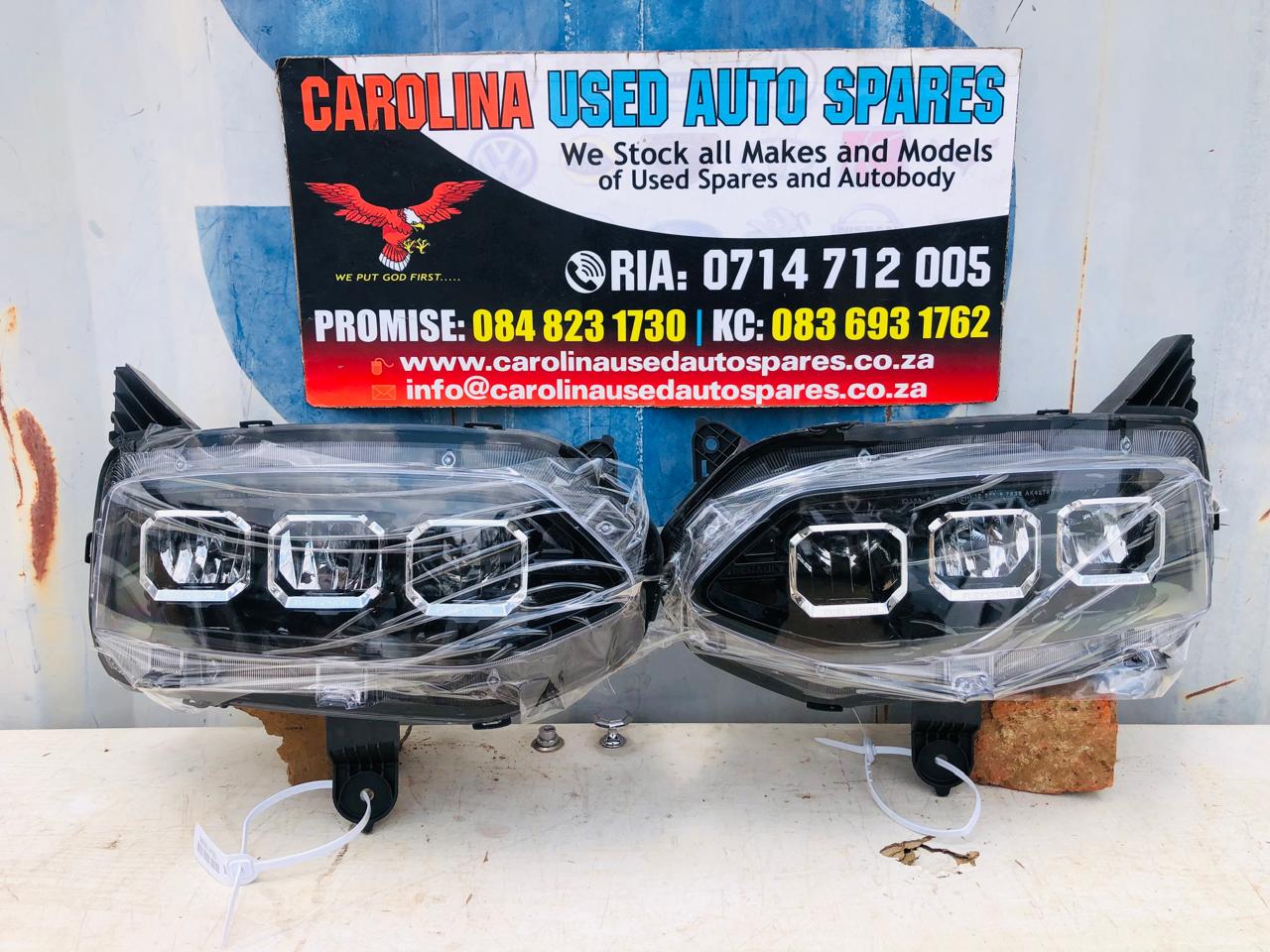 Renault Kiger left and right side (pure vision) LED headlight (2018) - Private Seller Renault Kiger left and right side (pure vision) LED headlight (2018) - Private Seller