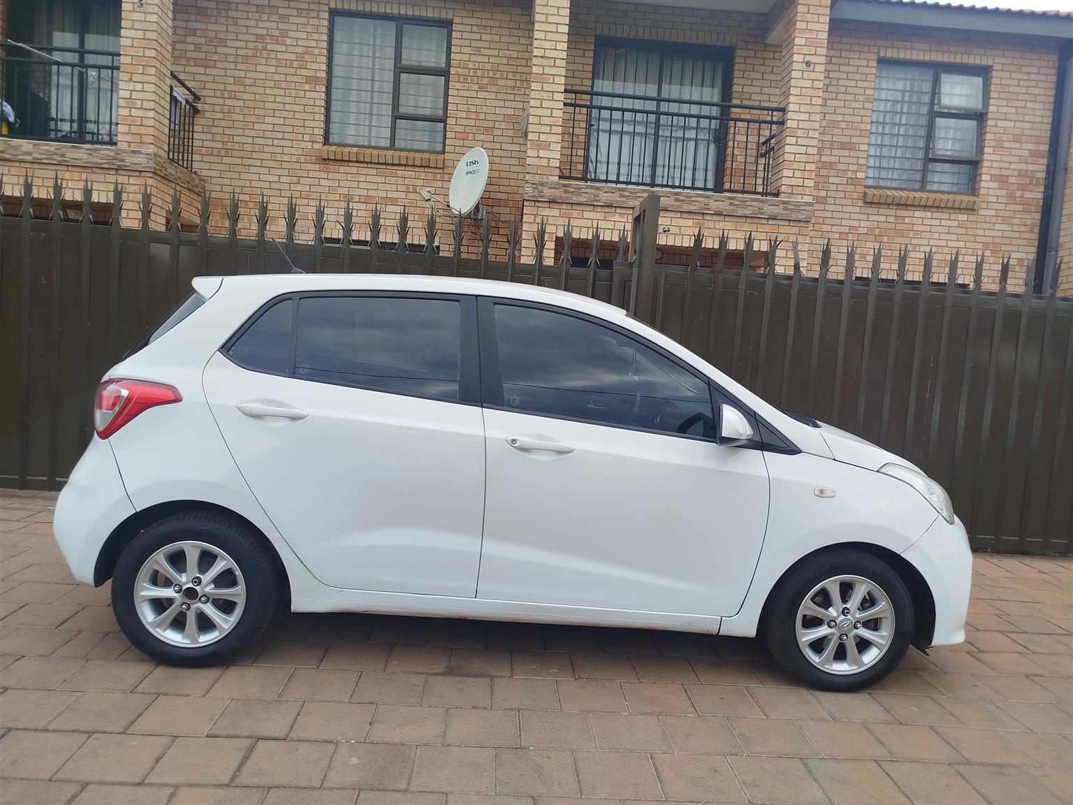 Used 2017 Hyundai i10 1.1 Motion - Private Seller Used 2017 Hyundai i10 1.1 Motion - Private Seller
