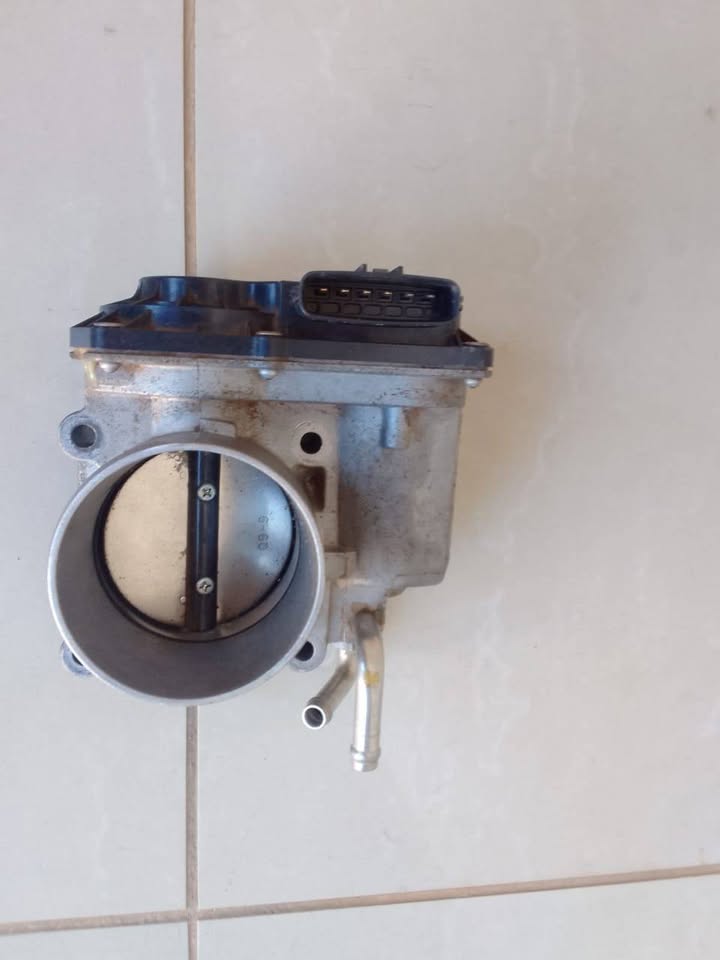 Toyota Quantum 2.7Vvti Throttle Body